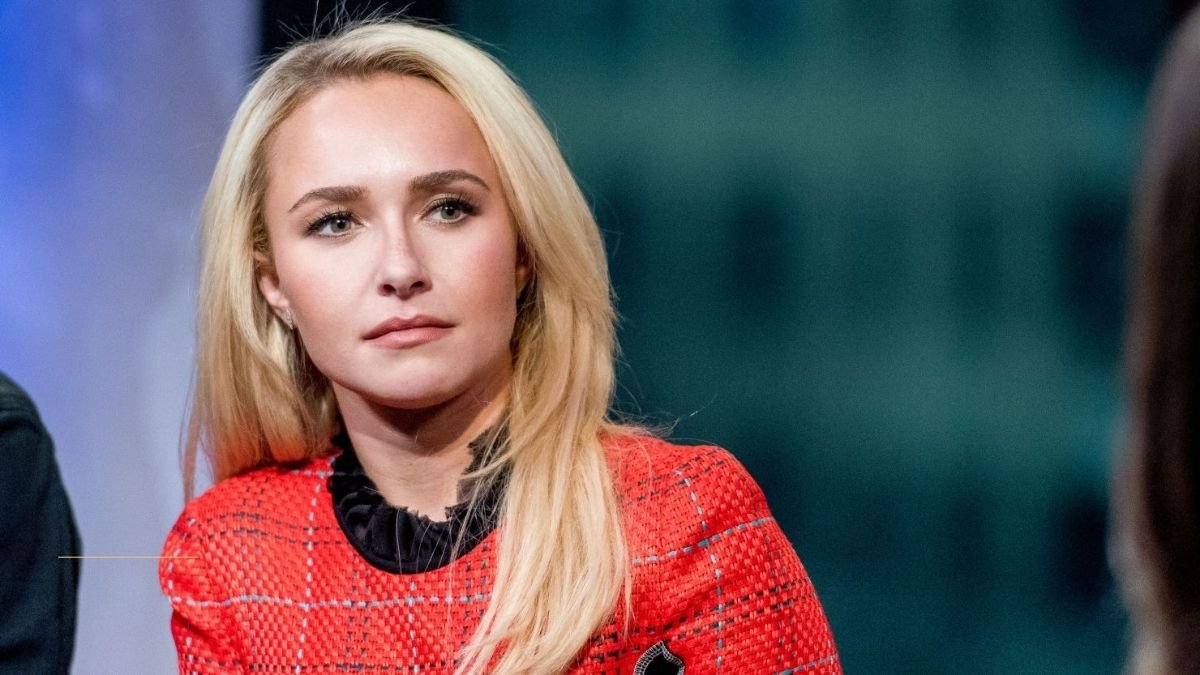 Hayden Panettiere Opens Up About Being Bisexual in Her New Memoir